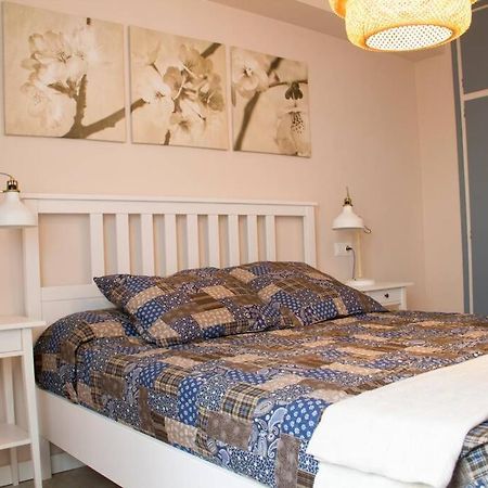 Lloret De Mar - Beachside Apartment - Free Parking - Limited Size Car Kültér fotó